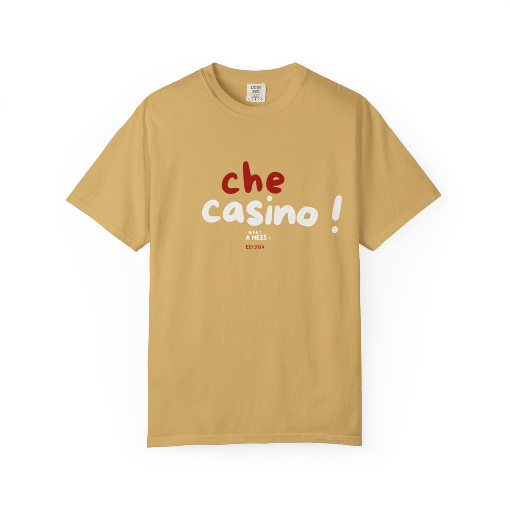 Che Casino Graphic T-Shirt — Italian for "What a mess!" Fun T-Shirt