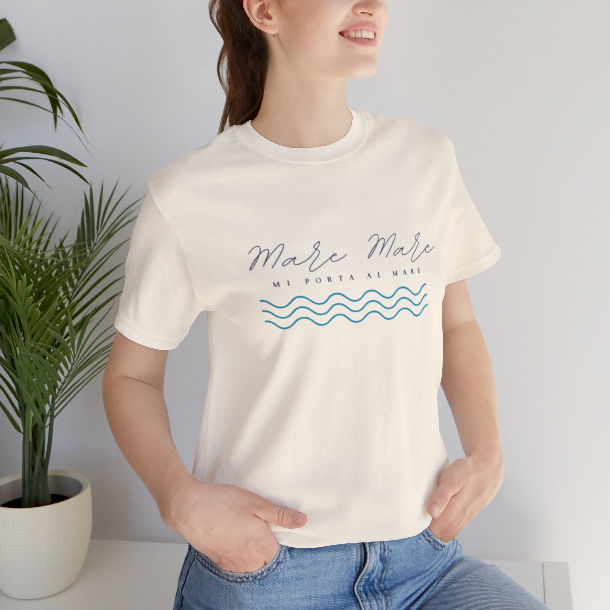 Italian Branded Summer Essential Jersey Short Sleeve Tee with Italian slogan: Mare Mare