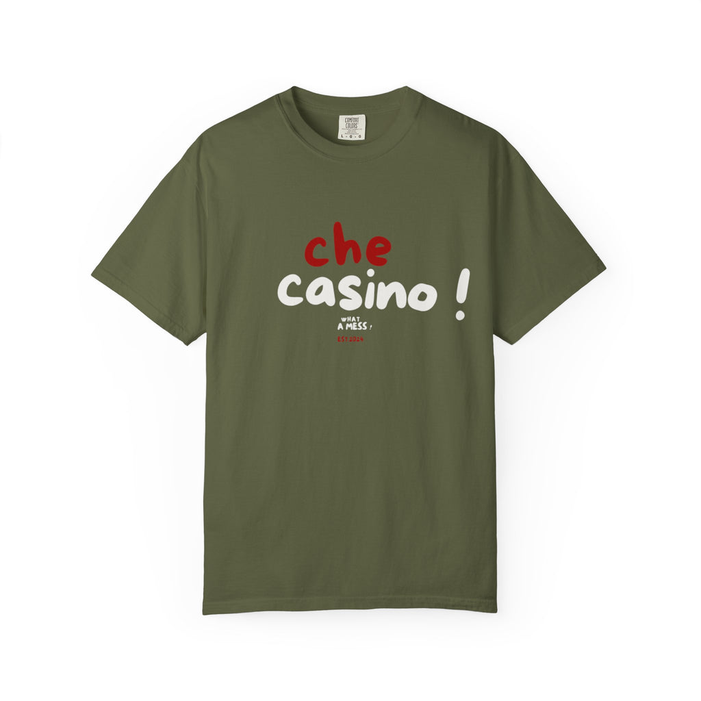 Che Casino Graphic T-Shirt — Italian for "What a mess!" Fun T-Shirt