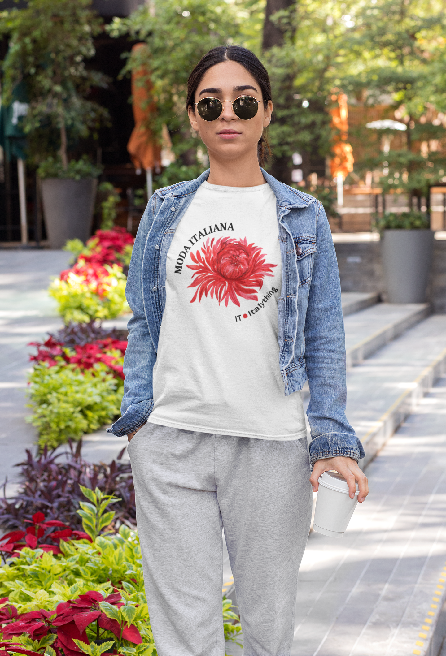 Floral Design Italian Fashion WeekT-Shirt - MODA ITALIANA Design